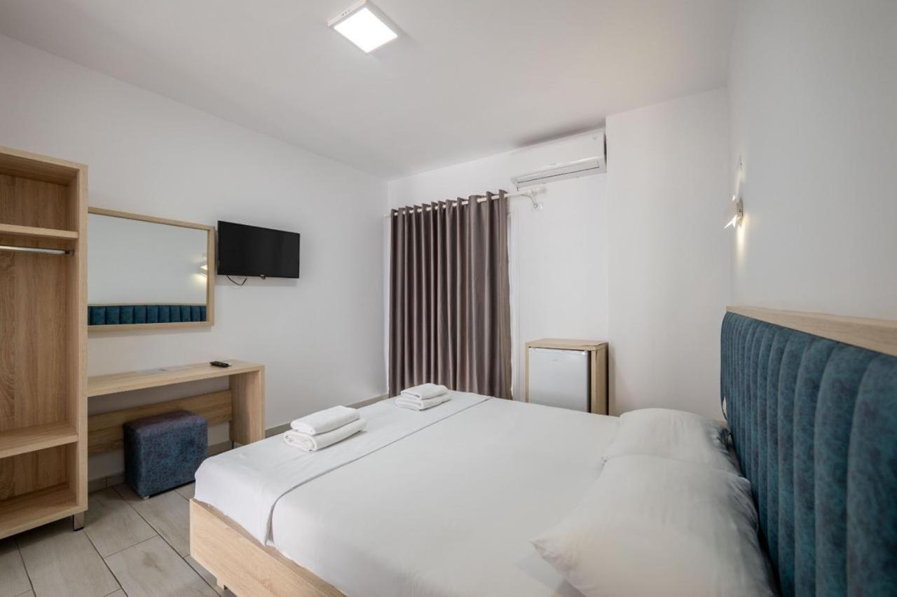 Hotel La Luna 3*